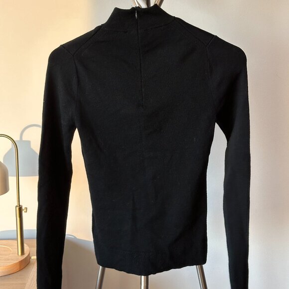 Michael Kors Heart shape cut Turtle Neck Size S Excellent condition - Picture 2 of 3